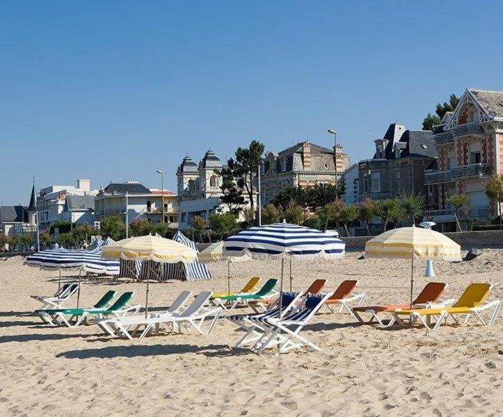 Royan - Studio Lumineux Au Calme - 30M De La Plage - Quartier Du Parc מראה חיצוני תמונה