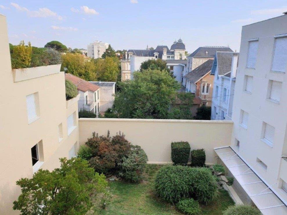 Royan - Studio Lumineux Au Calme - 30M De La Plage - Quartier Du Parc מראה חיצוני תמונה